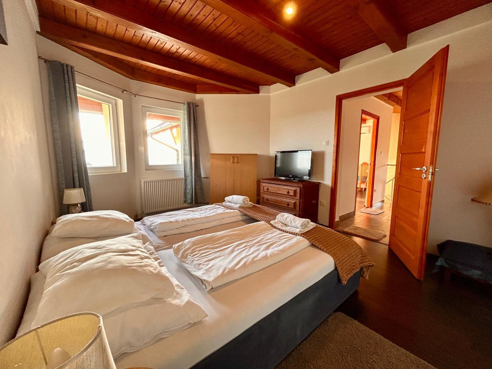 Villa Somlyo Fot Exterior photo